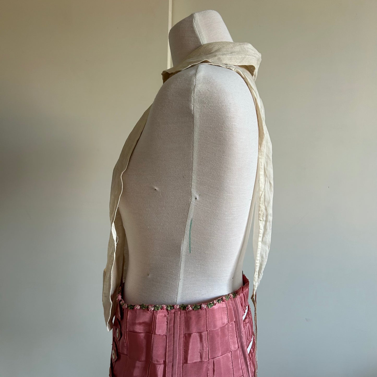 Antique Dickie Bib