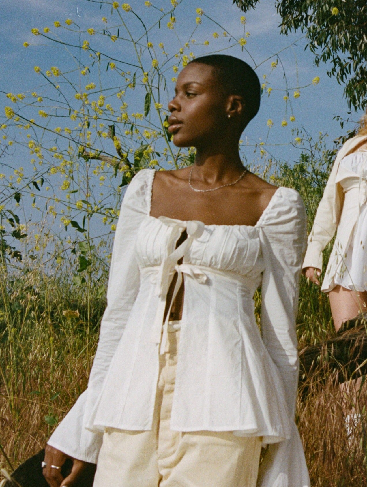 THE PEIGNOIR TOP