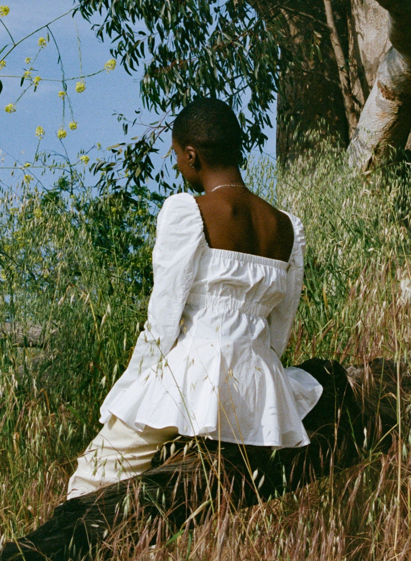 THE PEIGNOIR TOP
