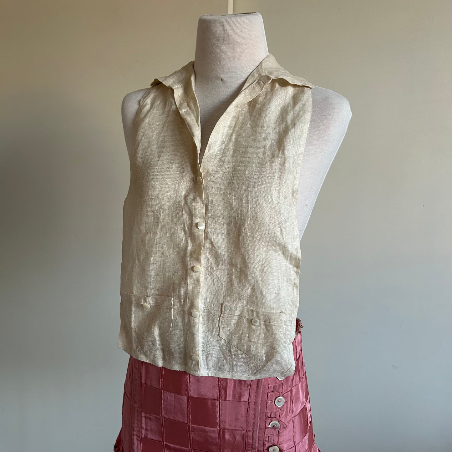 Antique Dickie Bib